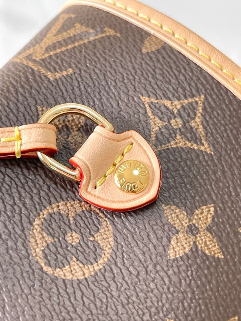 Louis Vuitton Shopping Bags